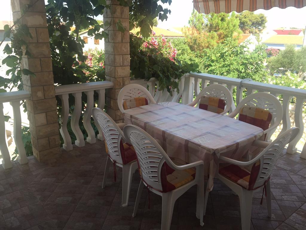 Apartment Krmpotic Vir Chambre photo